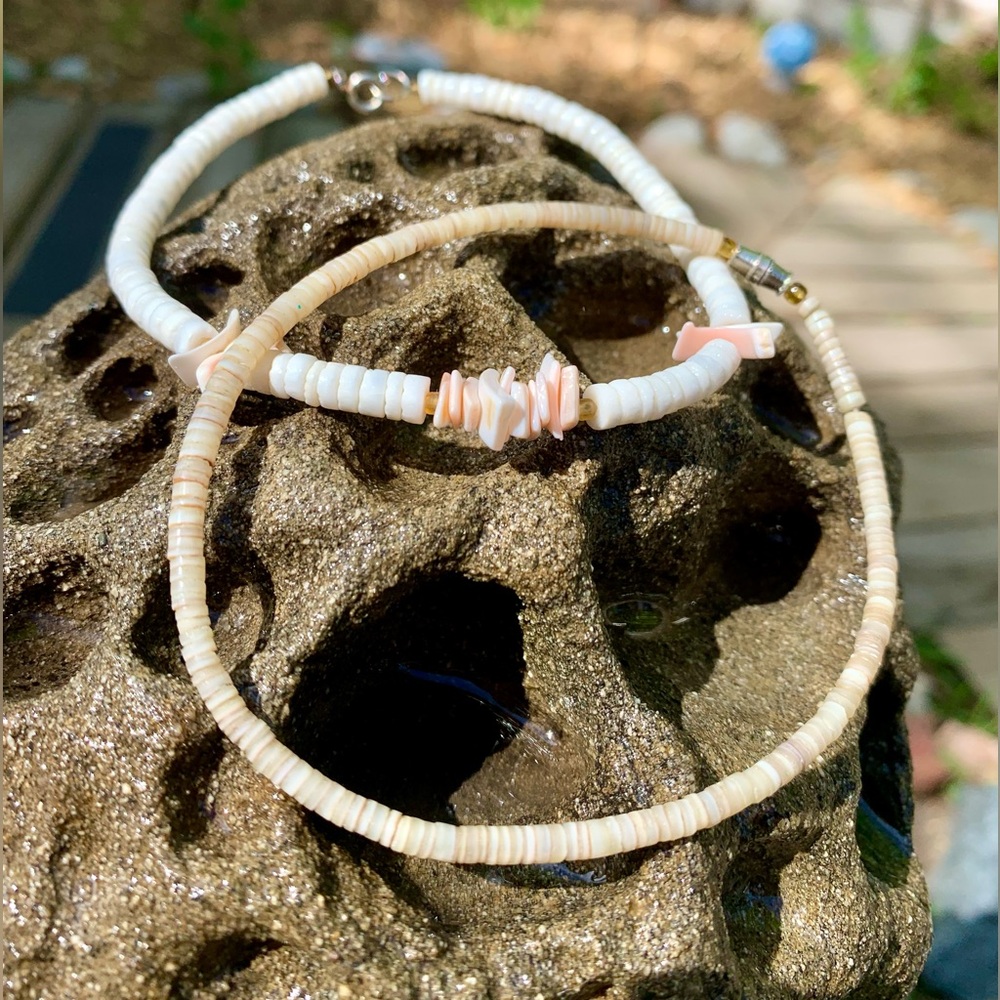 Bundle of 2 shell anklets 🐚